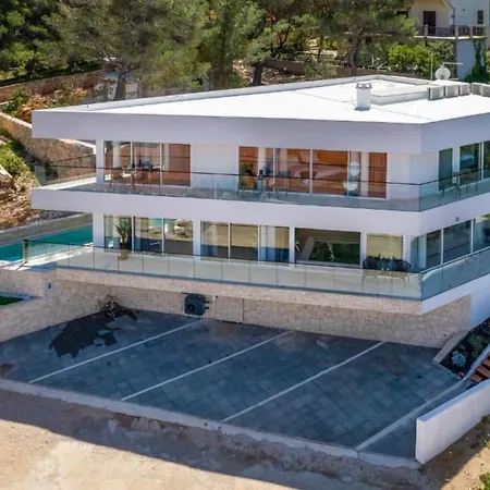 La Bella Vista Villa