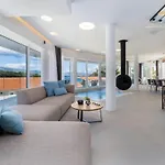 La Bella Vista *